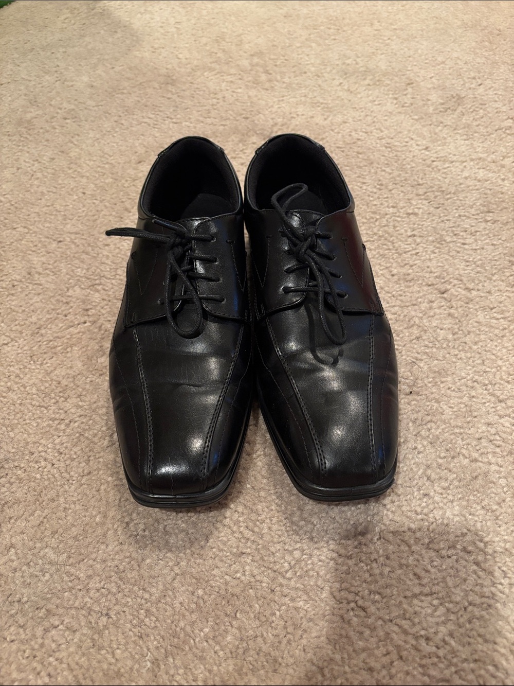 Soft Stags Black Leather Lace-Up Oxfords